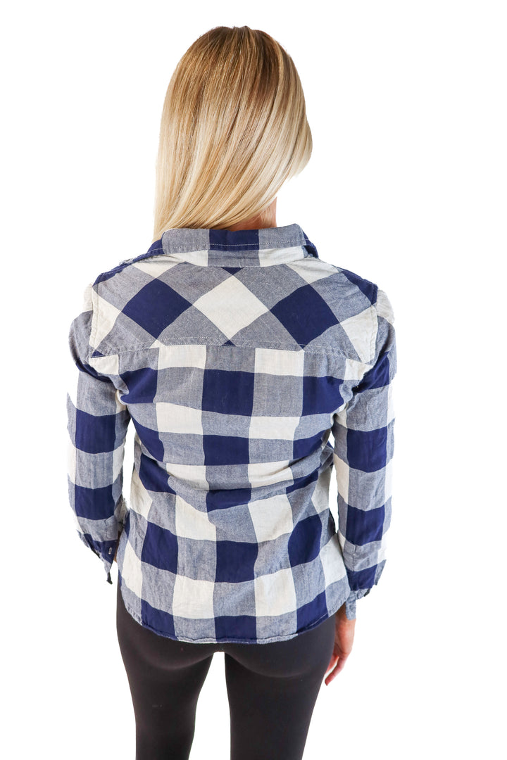 J.crew blue flannel button up (00)