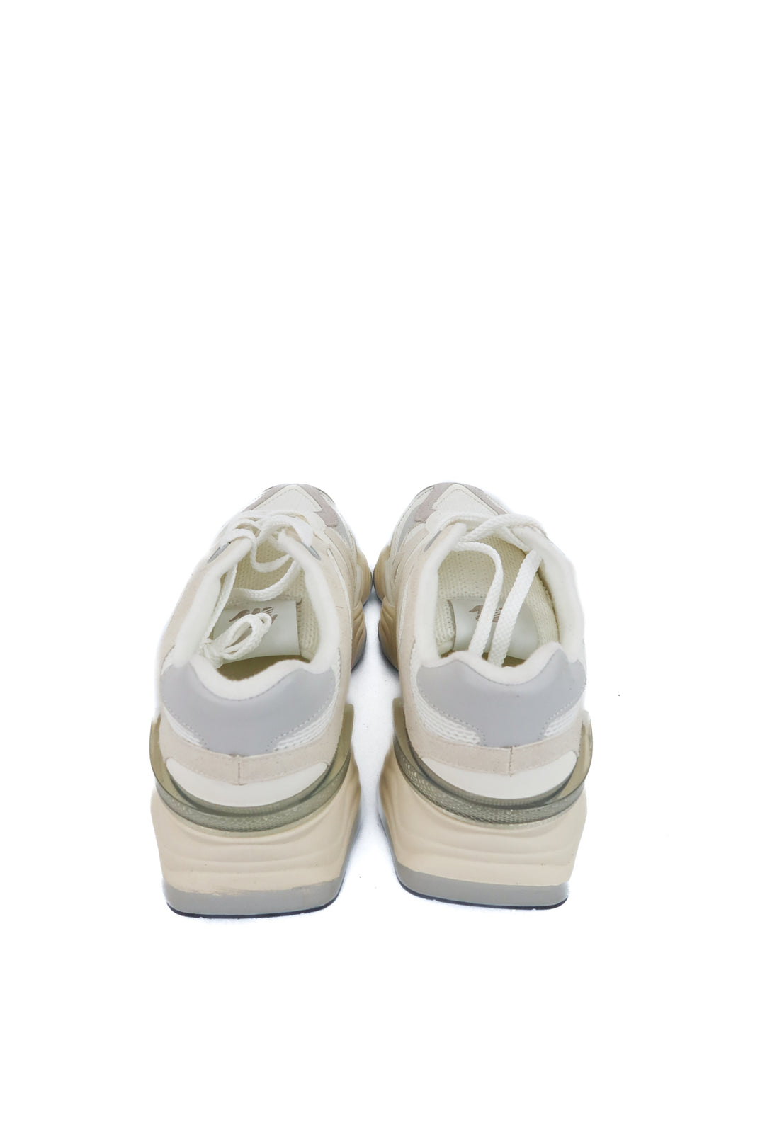 steve madden white neutral sebi sneakers (9.5; retail $110)