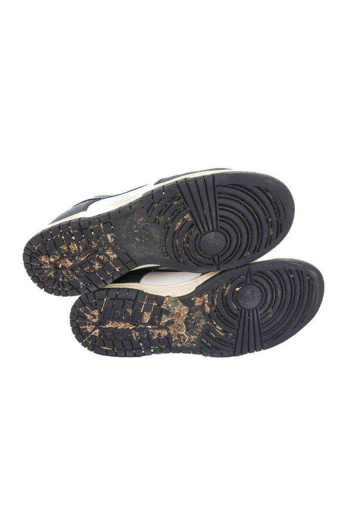 nike black panda low dunk sneakers (9.5; retail $120)