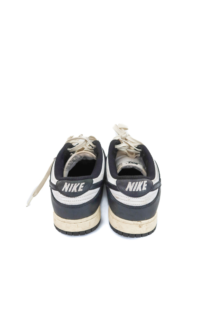 nike black panda low dunk sneakers (9.5; retail $120)