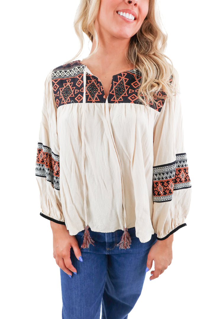 fab'rik cream aztec embroidered top (s; retail $78)