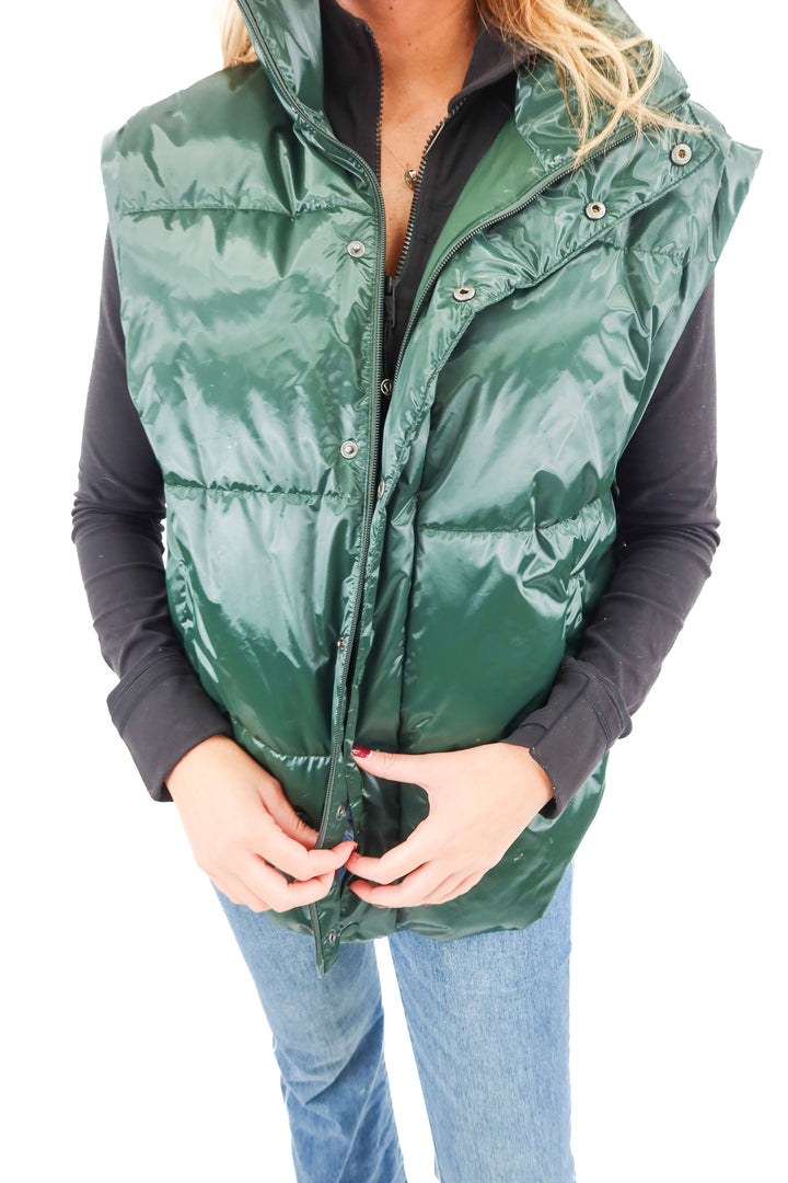 Offline by Aerie Hunter Green Puffer Vest (XS)