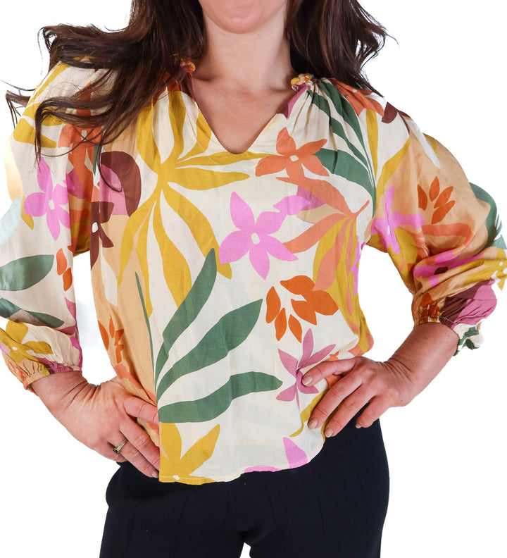 Evereve floral blouse NWT (s; retails for $198)