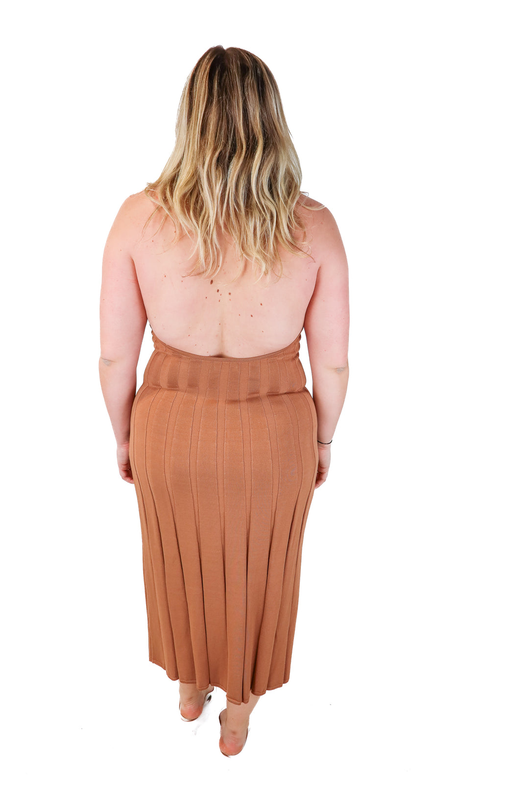 meshki tan ribbed midi dress NWT (XL; retail $105)