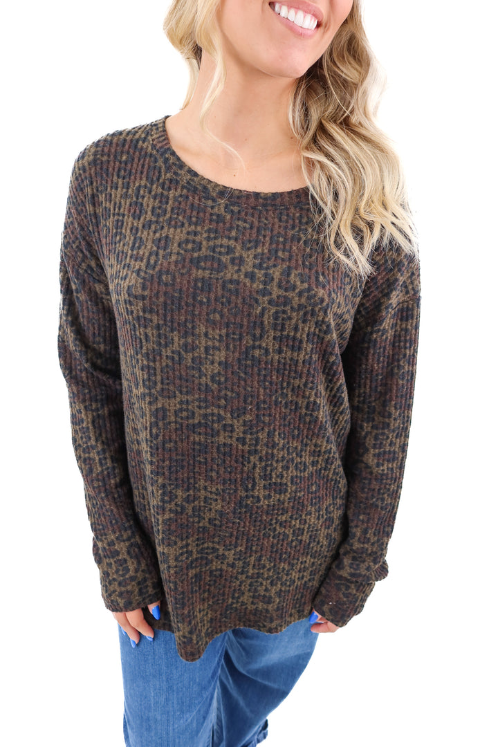 sanctuary leopard print waffle knit top (s)