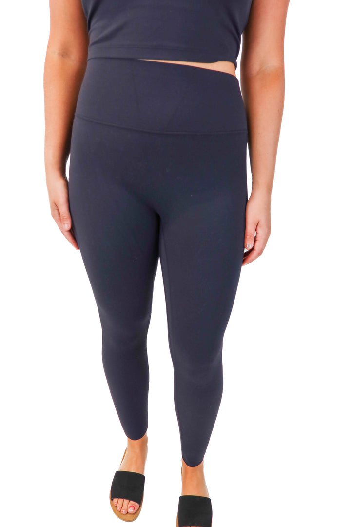 YPB black leggings (L)