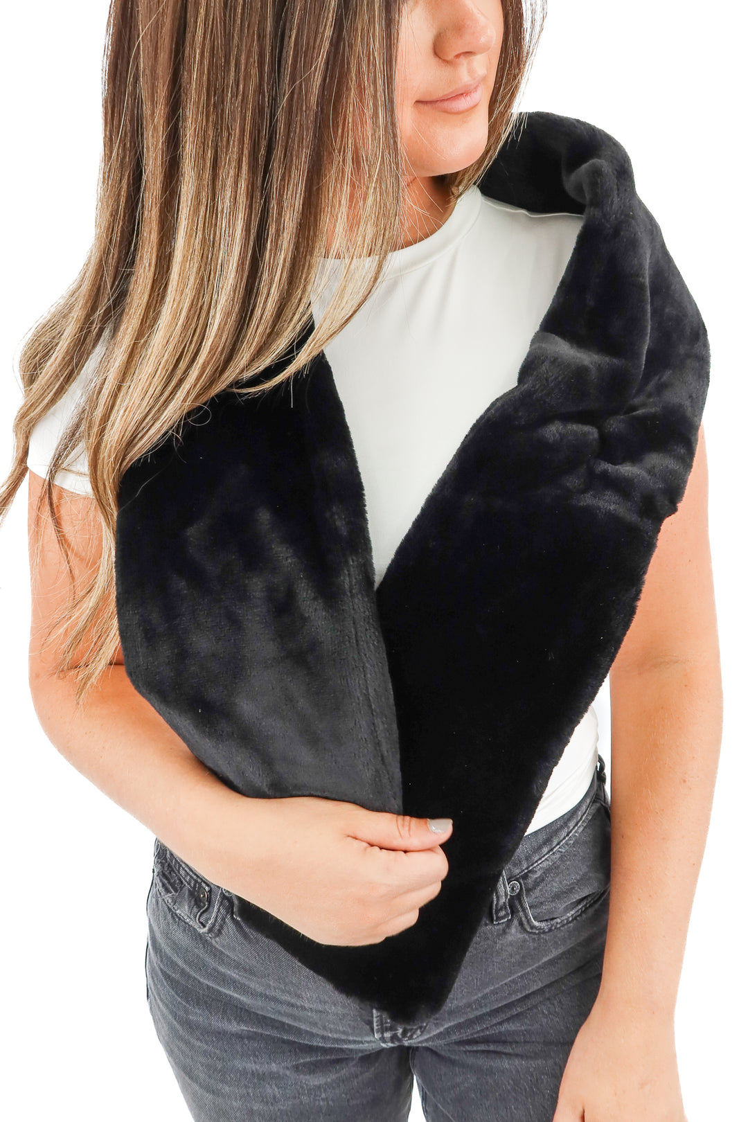 Sprigs Faux fur scarf with zipper NWT