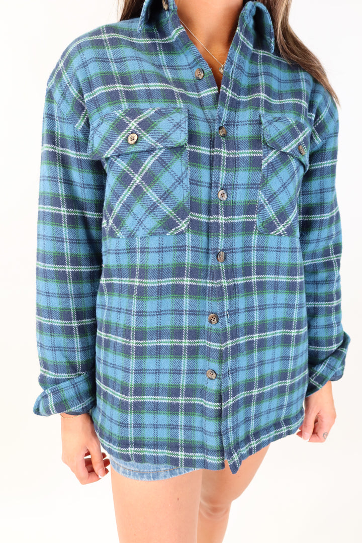 Aritzia tna blue/green oversized flannel jacket (1)
