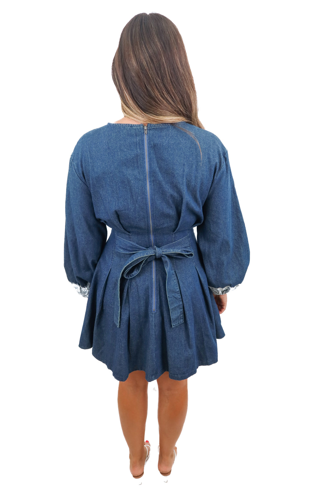 vici dark wash lace hem dress (M)