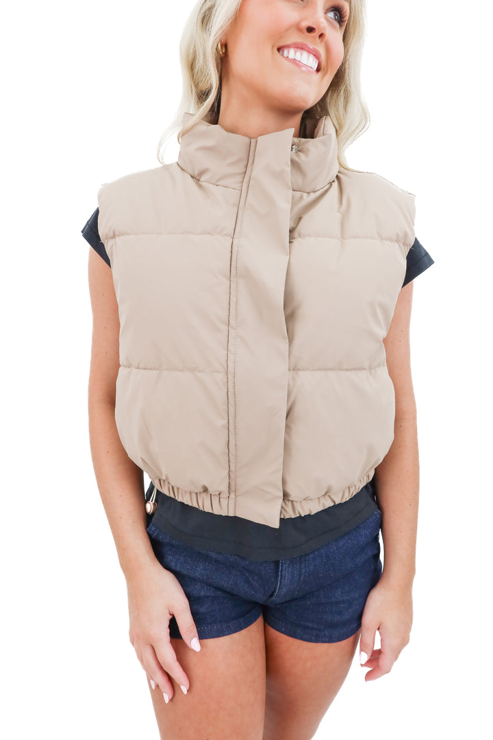 zara green puffer vest (xs)