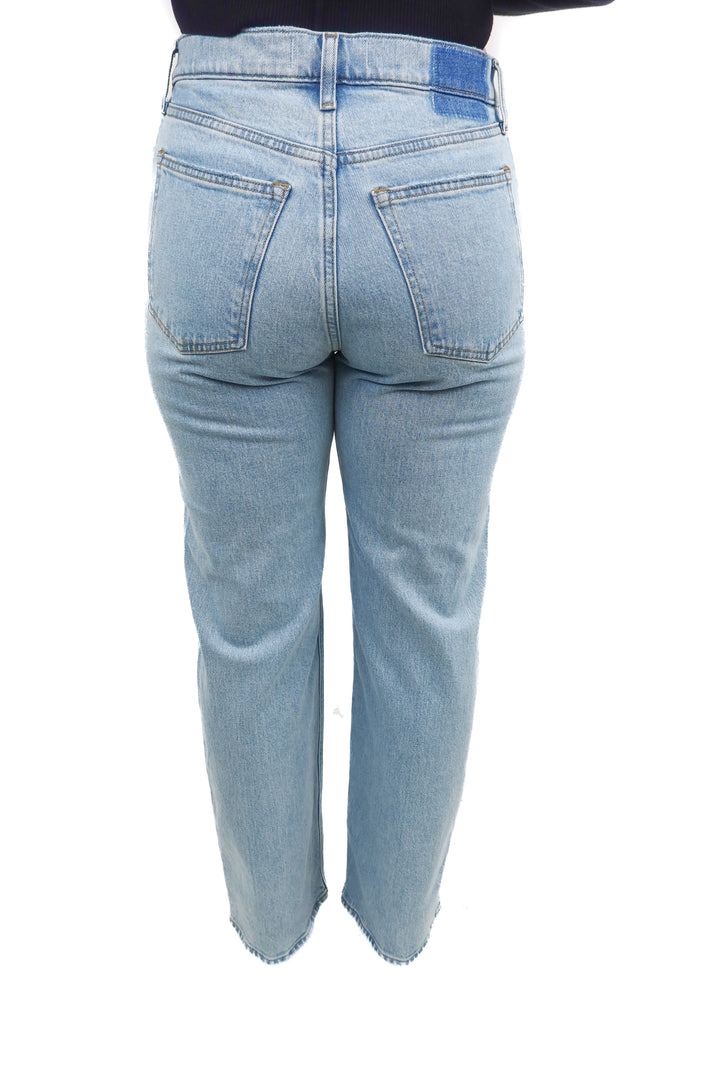 abercrombie & fitch light wash the 90s relaxed straight leg jeans (29R; retail $90)