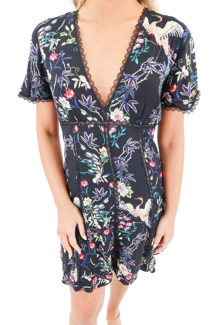 alice + olivia black floral mini dress (6; retail $495)