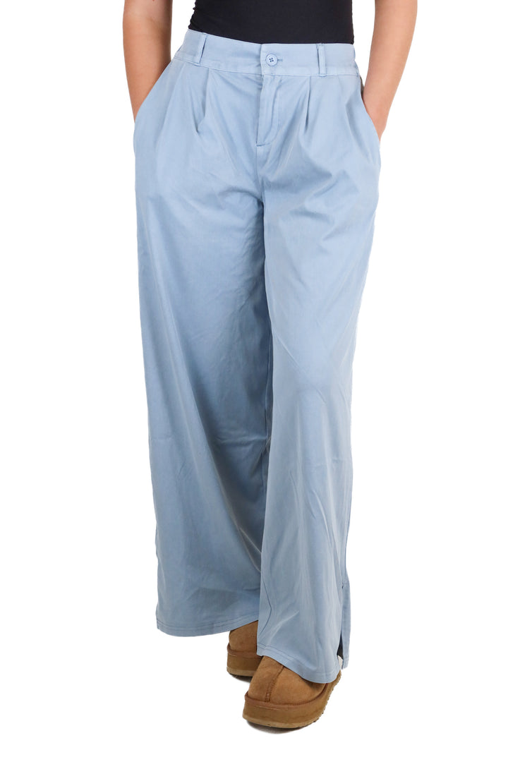 halara baby blue pull on pants NWT (s; retail $44.95)