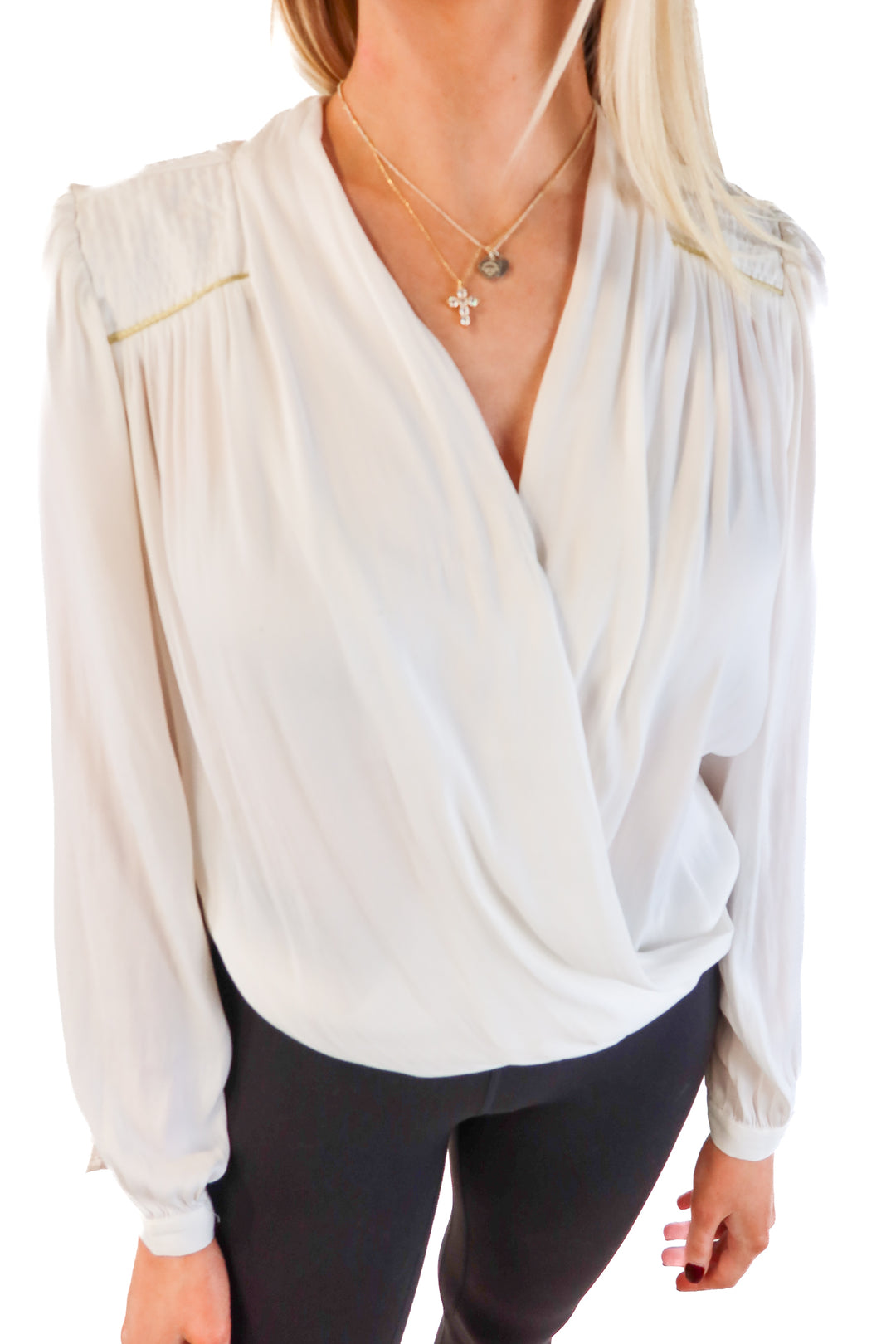 Heartloom white surplice top (s; retail $99)