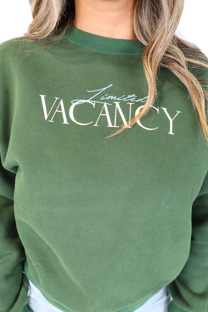 vacancy green crewneck (4)