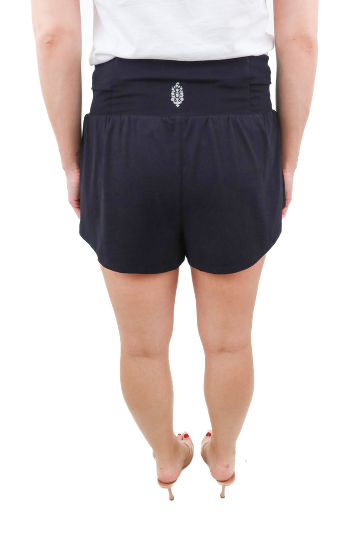 fp movement black shorts (S)