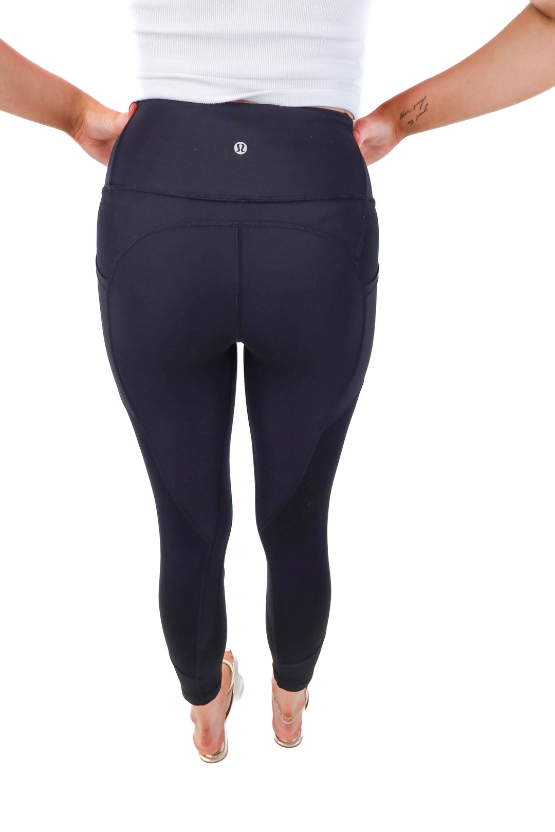 lululemon black mesh leggings (4)