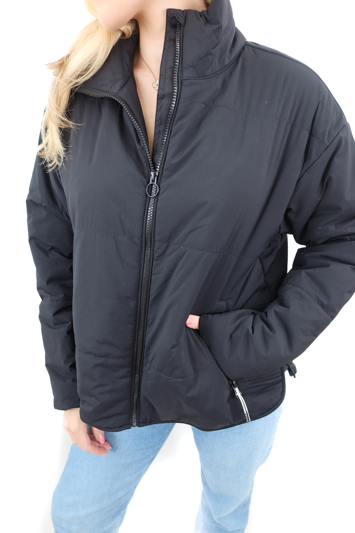 Vuori black puffer quilt jacket (S)