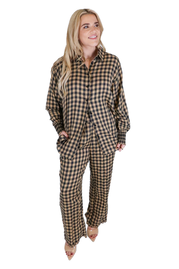 Eddy brown/black plaid button down set NWT (M)