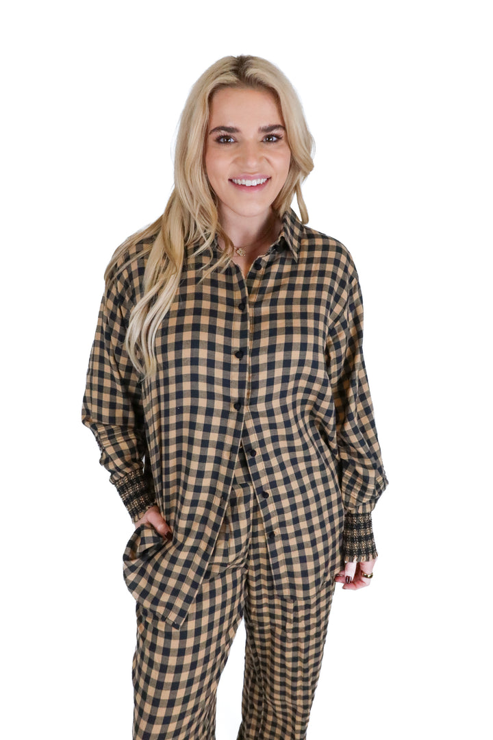 Eddy brown/black plaid button down set NWT (M)