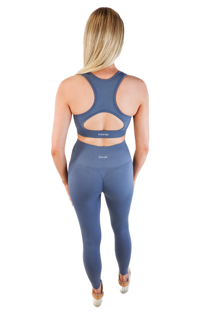 Pavoi slate grey activewear set (m; retails for $55)
