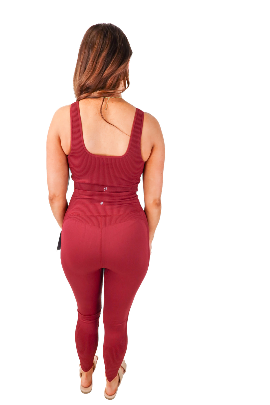 peloton maroon active set NWT (m; retails $150)
