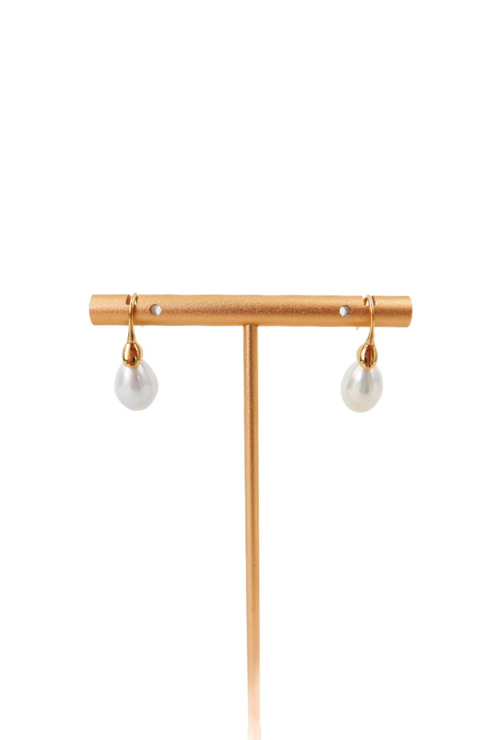 heaven mayhem pearl earrings