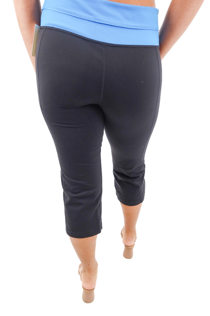 kirkland black/blue capri leggings (S)