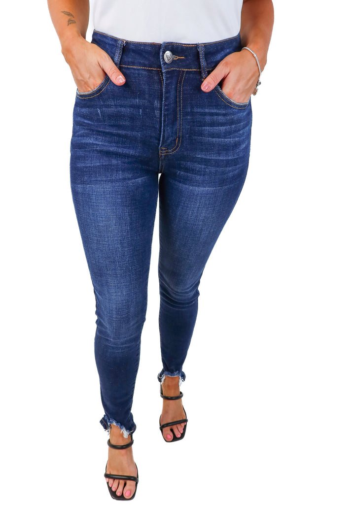 buddy love dark wash skinny jeans NWT (26; retail $66)