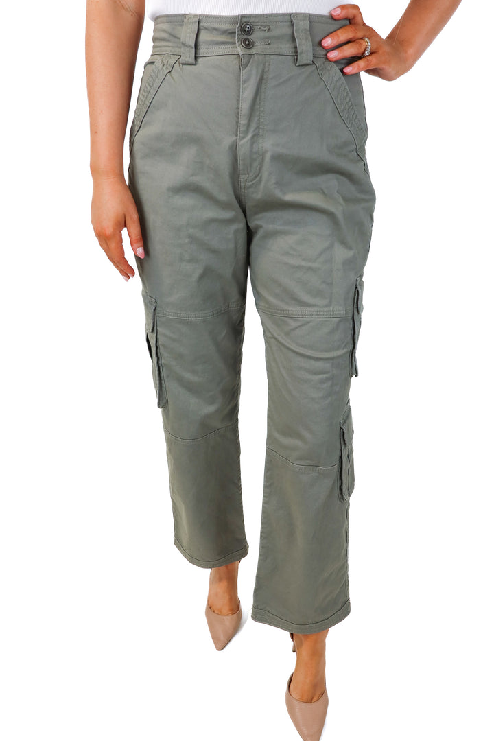 abercrombie & fitch olive green cargo pants NWT (28; retails $90)