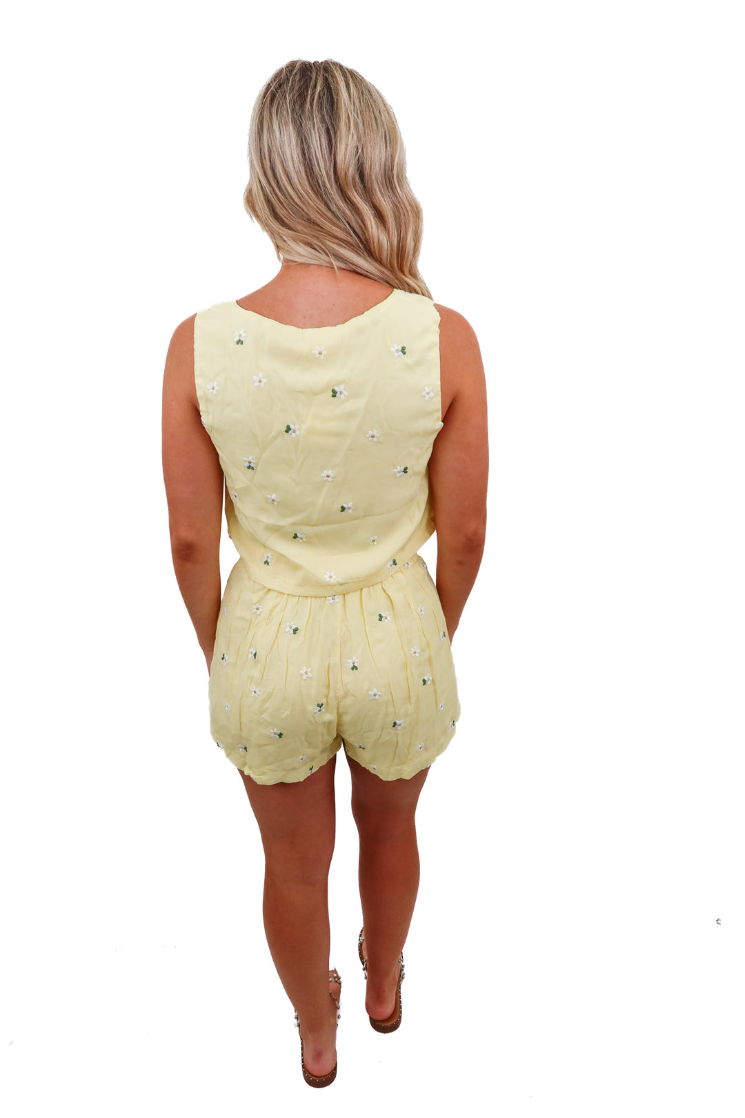 Amable yellow flower set (S; retail $100)
