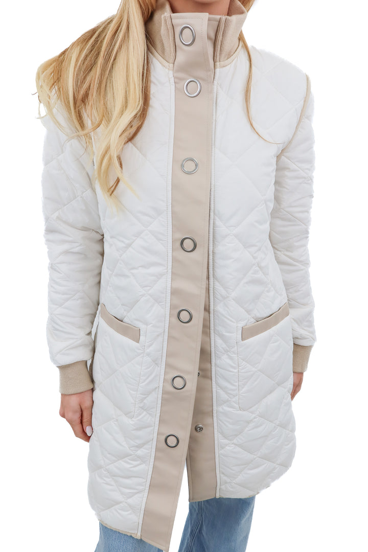 White puffer jacket (S)