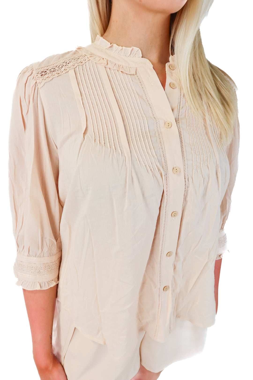 SOLD wit & wisdom ruffle/lace top NWT (s; retails $78)