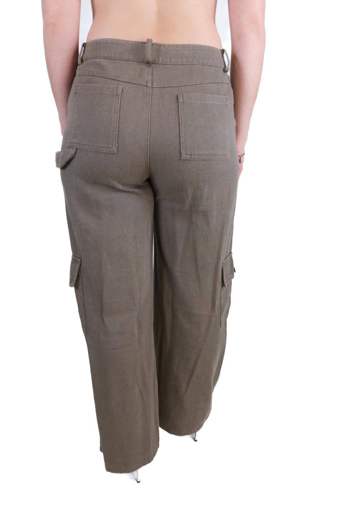 blue blush taupe cargo jeans (m)