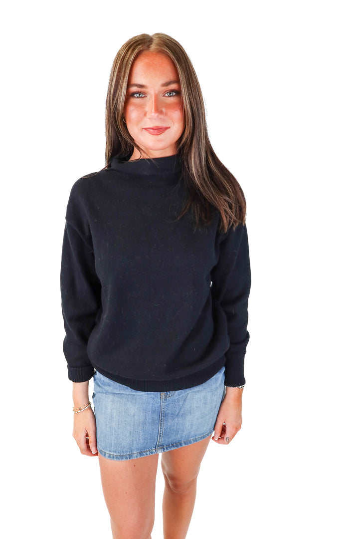 Aritzia wilfred black turtleneck sweater (s)