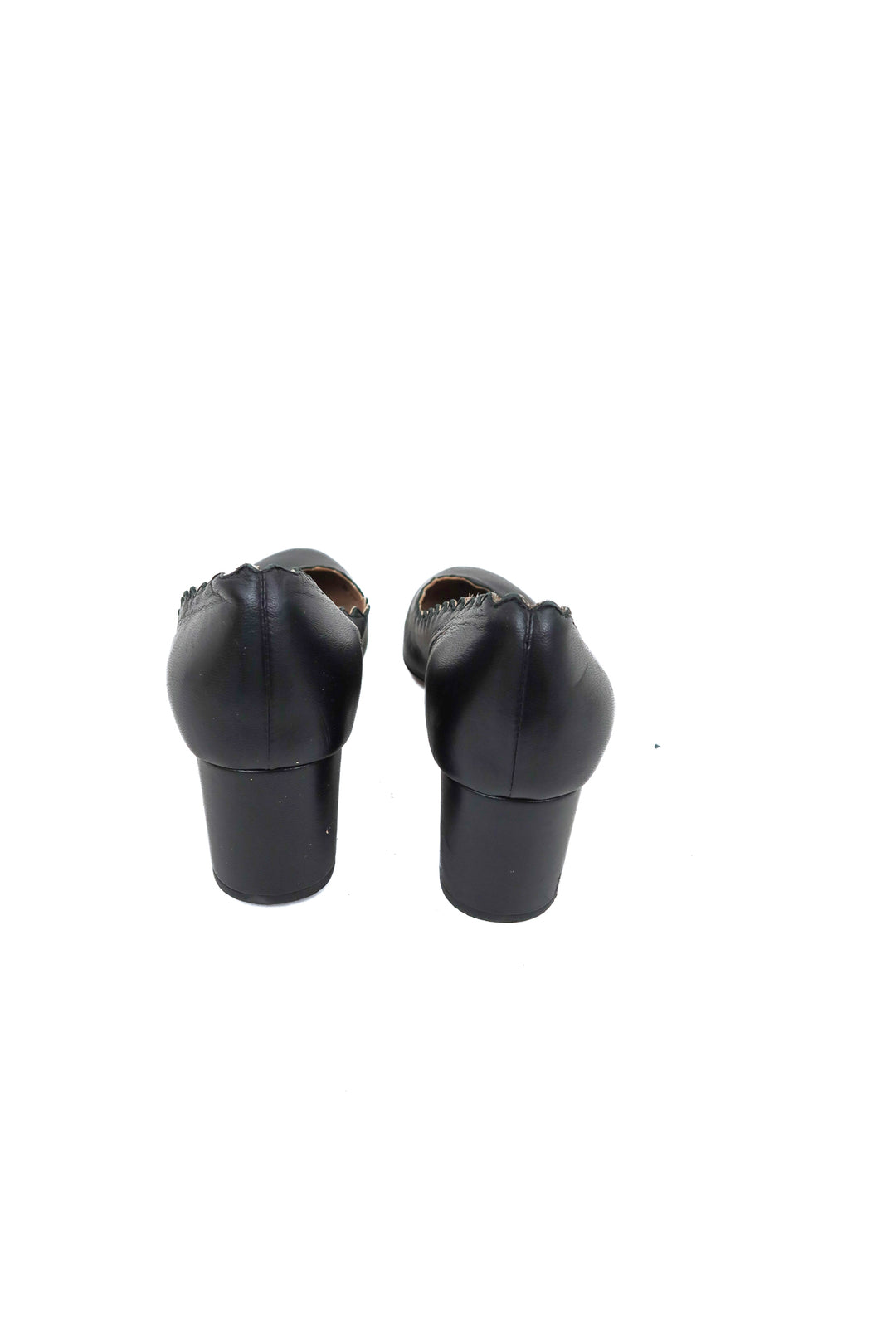 chloe scallop black classic pump (37.5)