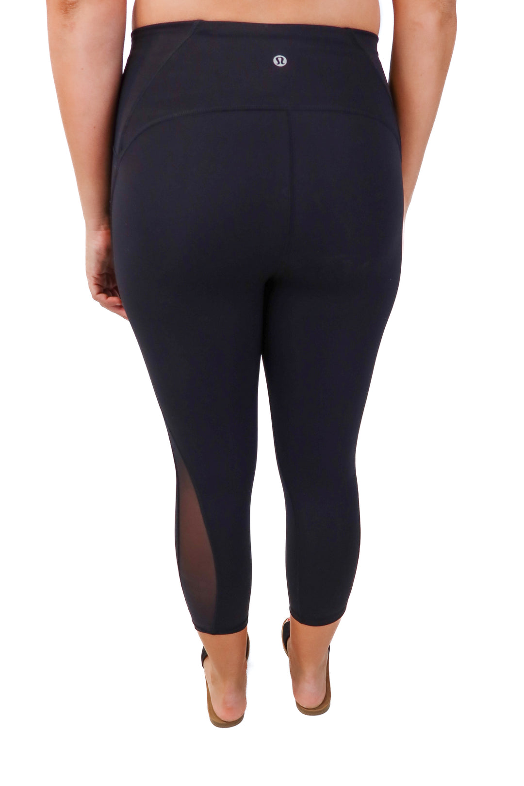 lululemon black cropped leggings (6)