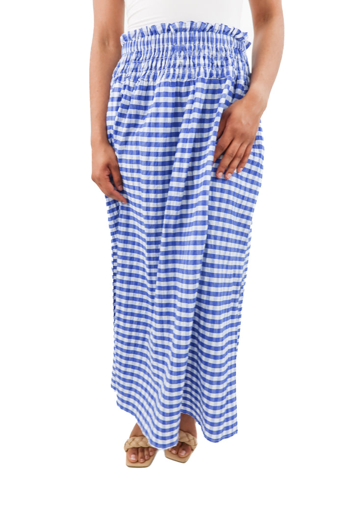 universal threads blue and white gingham skirt (m)