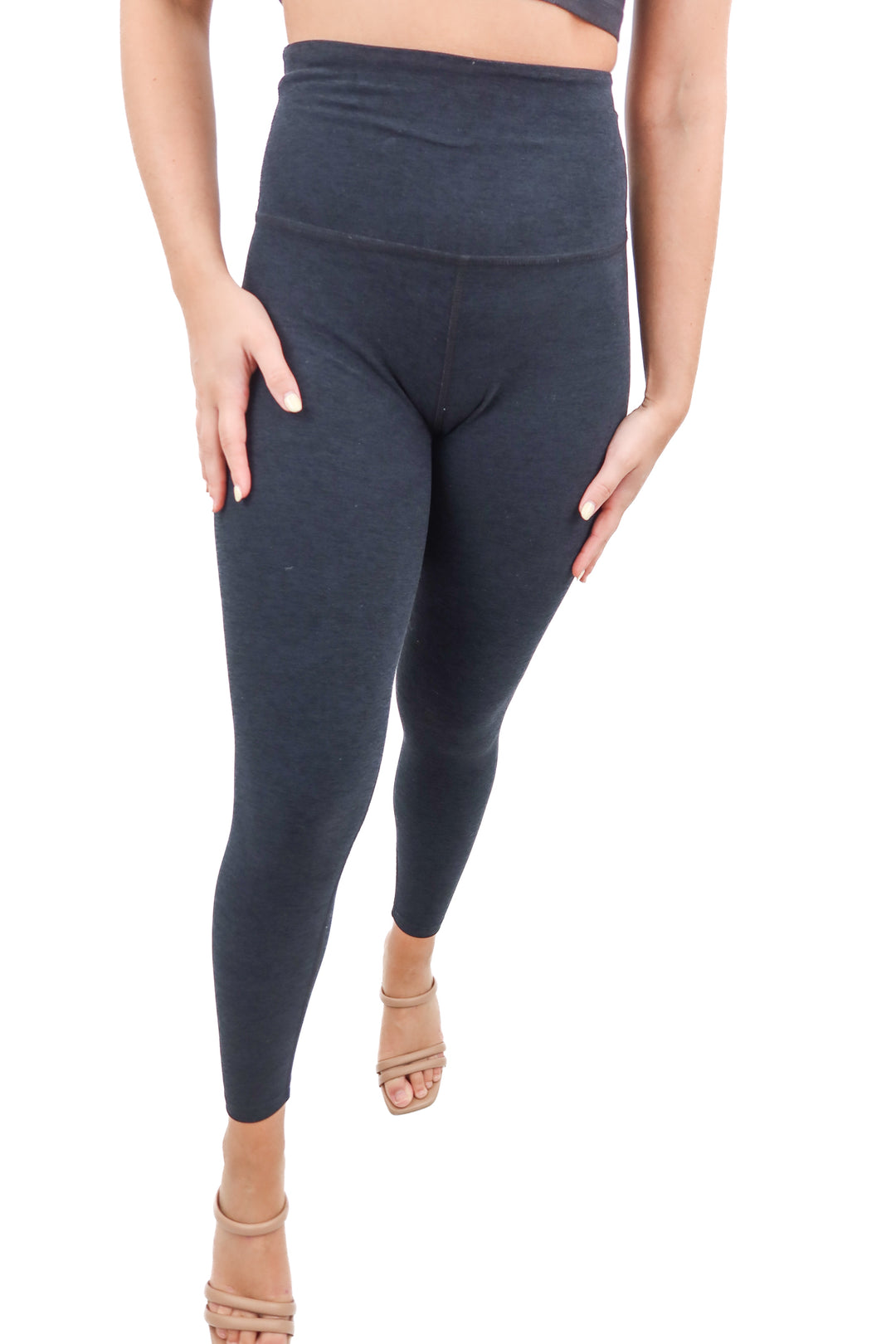 Beyond Yoga black active leggings (M)