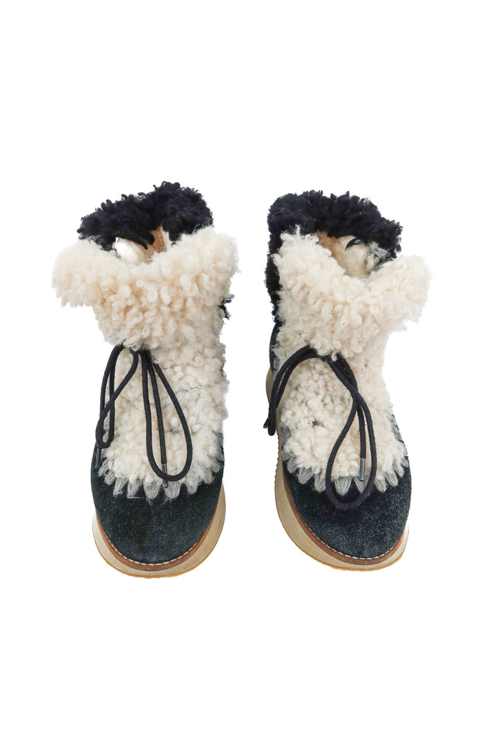 mou black sherpa leather boots (8; retail $250)