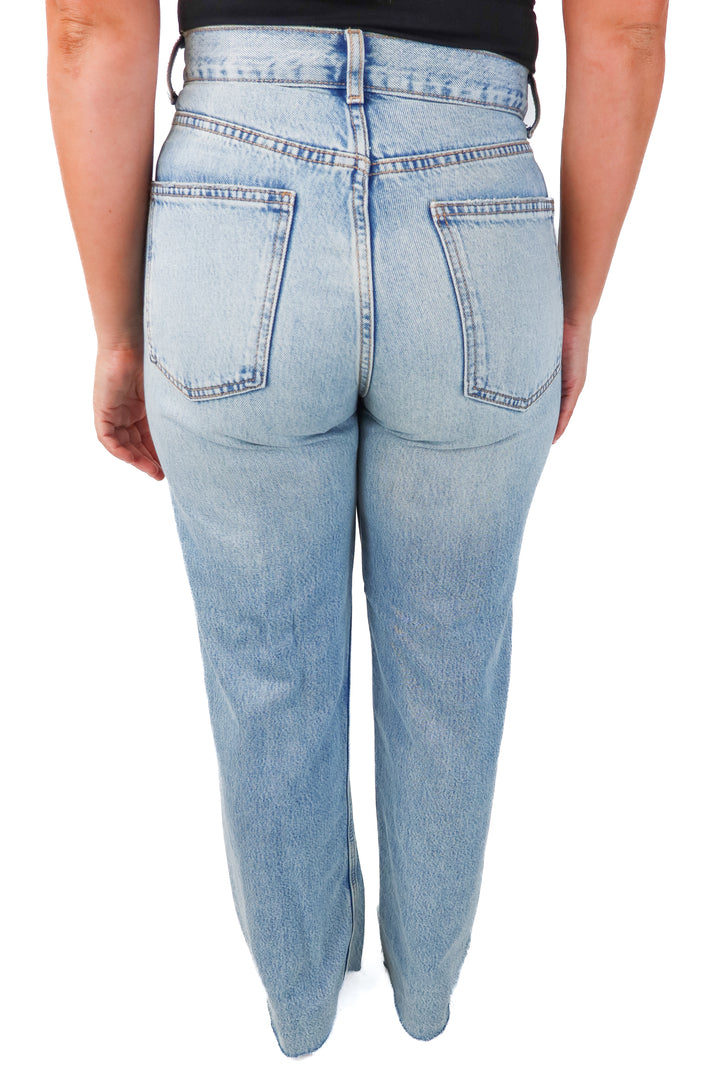zara light wash raw hem jeans (8)