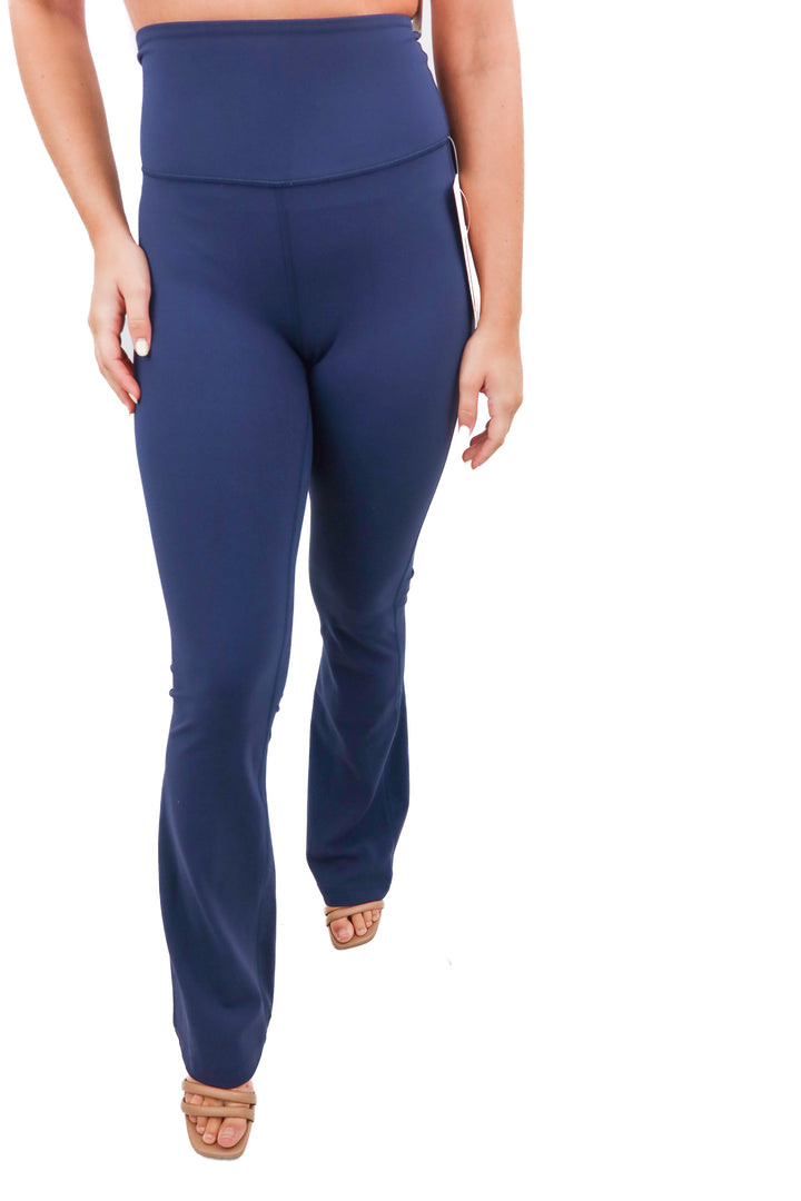 Lululemon navy nulu flare active leggings NWT (4)