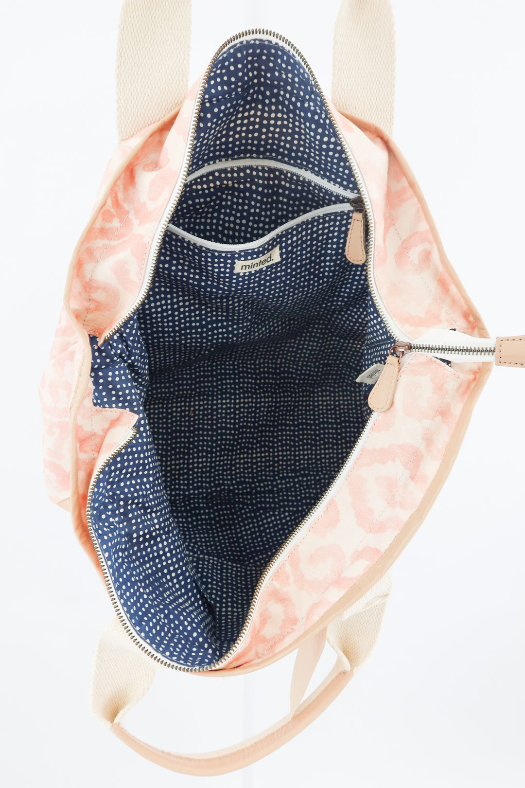 Minted "Hannah" coral tote NWT