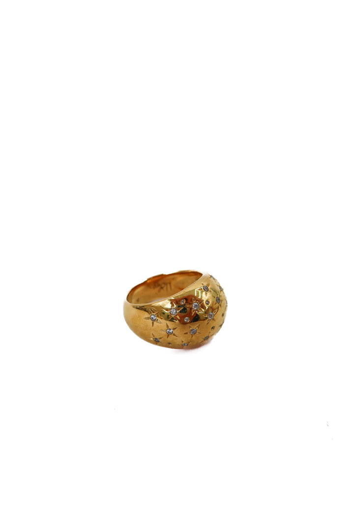 gold chunky ring with star detail