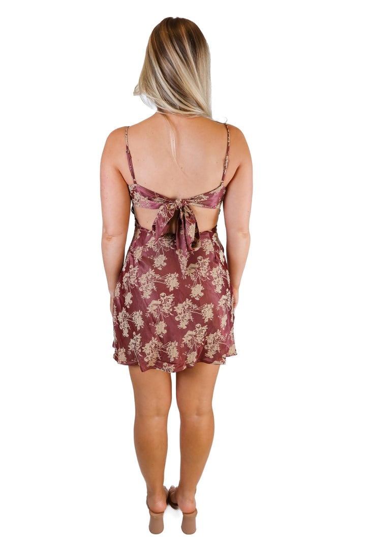 Windsor Mauve Shimmer Floral Mini Dress NWT (XS; Retail $39)