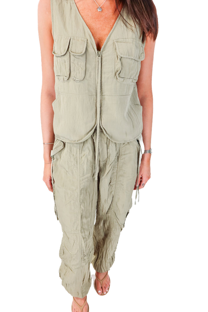 SOLD LPA green cargo set (m; retail $330)