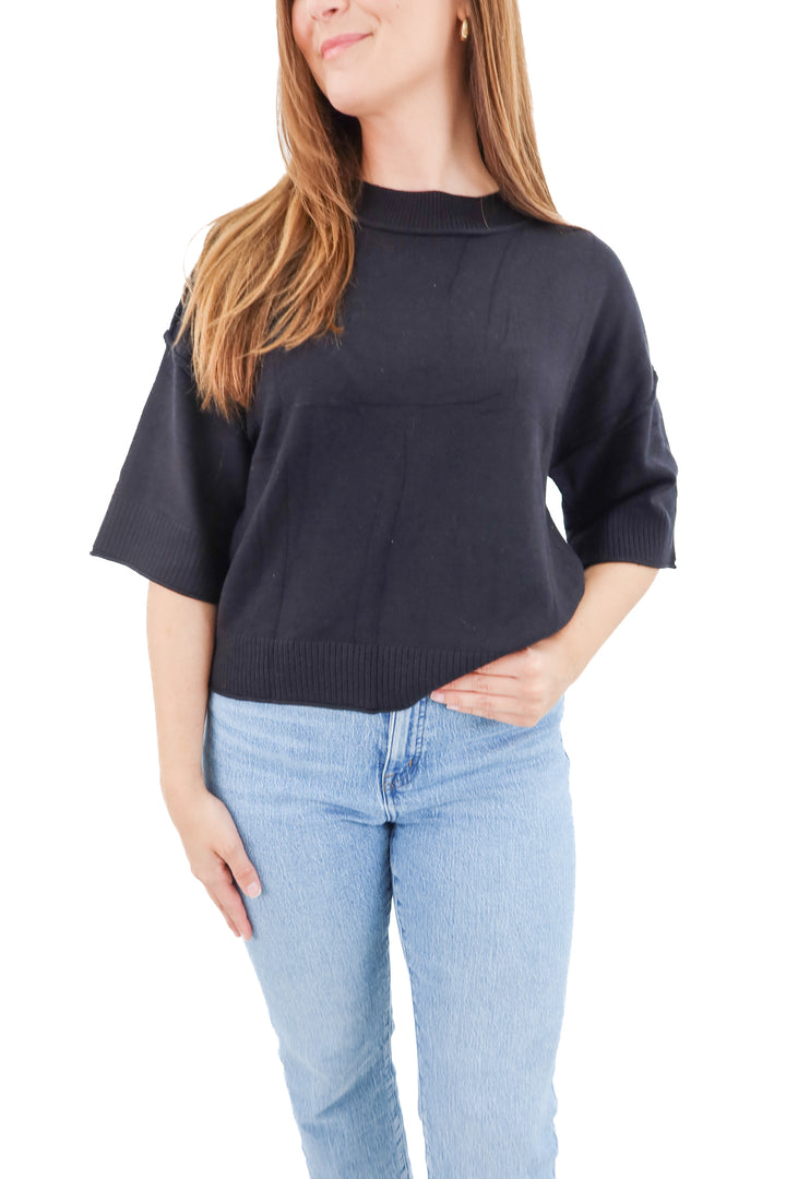 black knit short sleeve top (s)