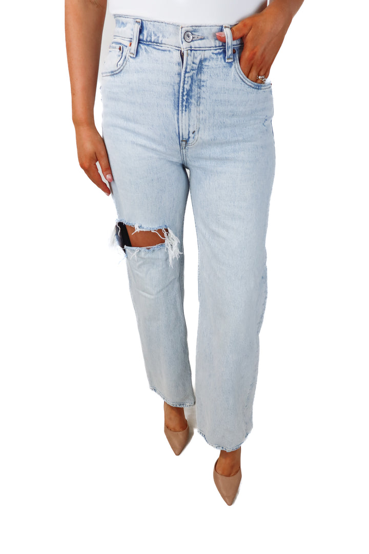 abercrombie & fitch light wash distressed jeans (6R)