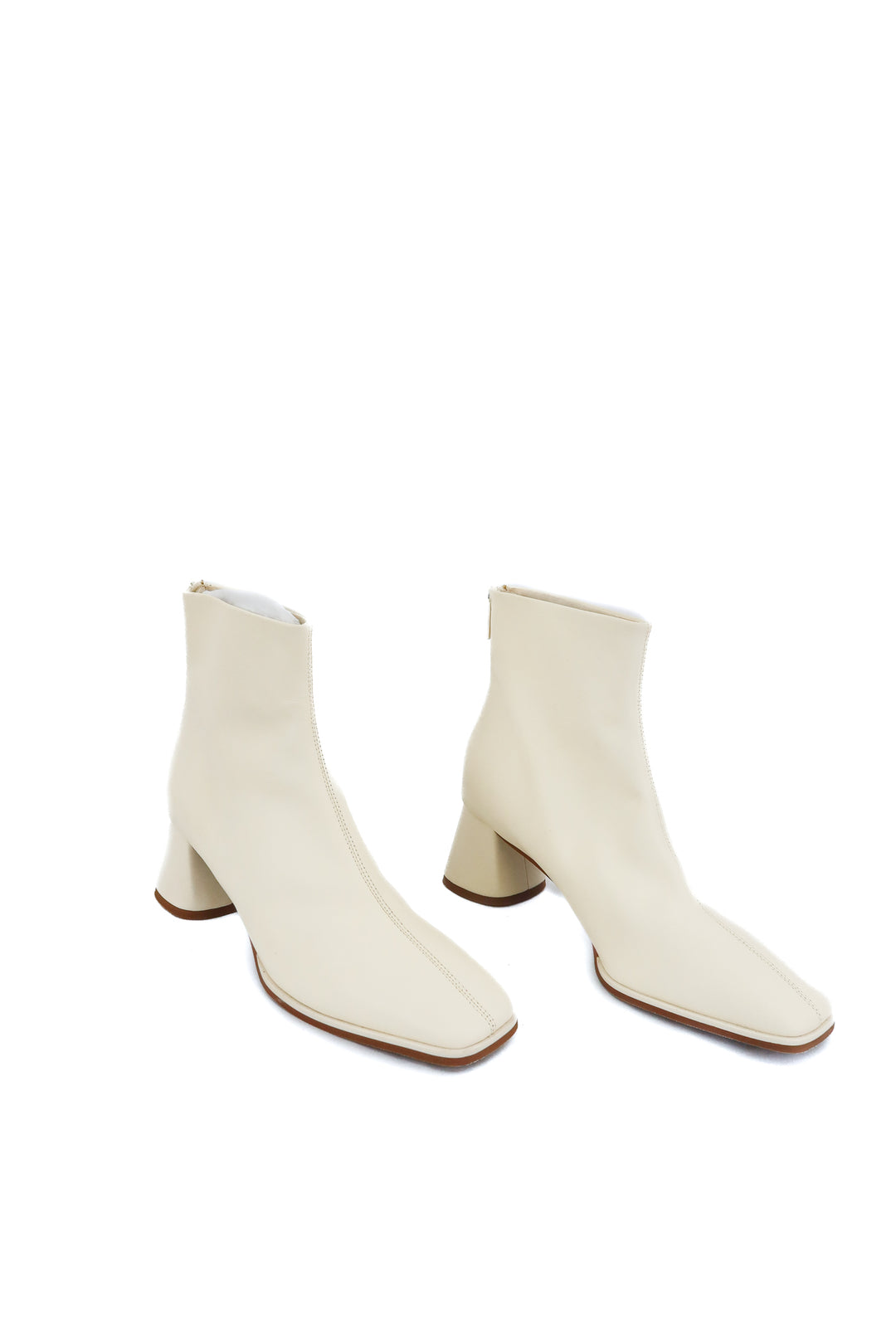 Pedro cream booties NWT (38)