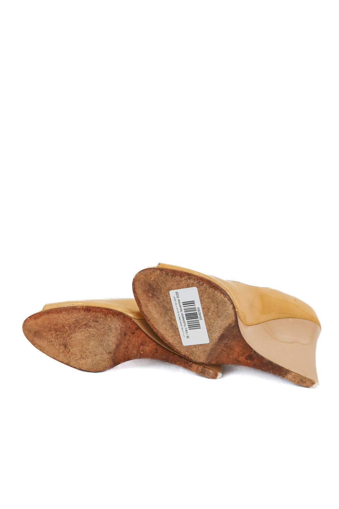 jimmy choo isabel peep to pump in tan patent leather (38 / US8)